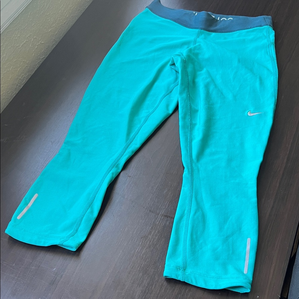 Nike Turquoise Workout Capris XS